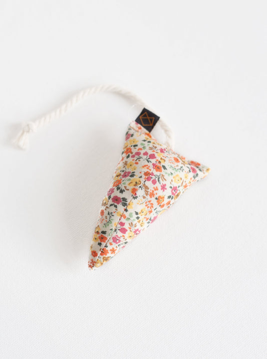 MODERN MOUSE CATNIP TOY - FLORAL